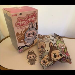 Labubu Exciting Macaron- Sesame Bean